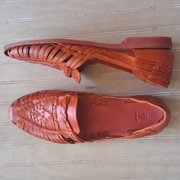 frye nike huarache sandals